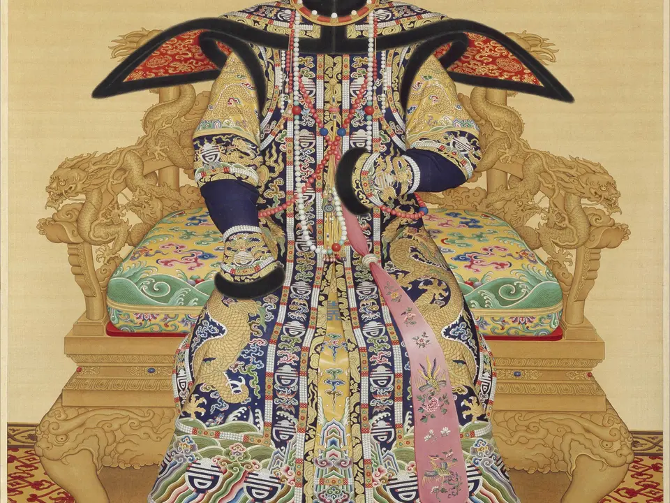 孝贤纯皇后朝服像,作者佚名,未知